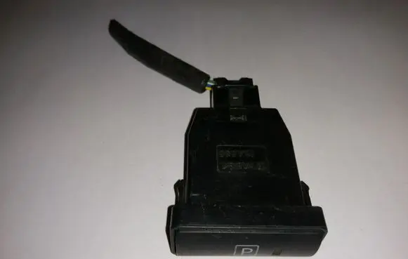 Toyota Prius (XW20) Hand parking brake switch 15A685