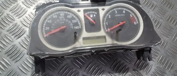 Nissan Note (E11) Speedometer (instrument cluster) 9U31D