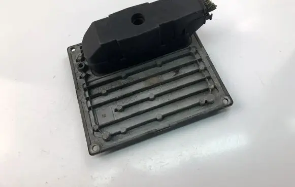Ford Fiesta Engine control unit/module ECU 4S6112A650NB S120977013C