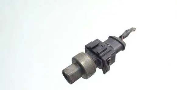 Air conditioning (A/C) pressure sensor