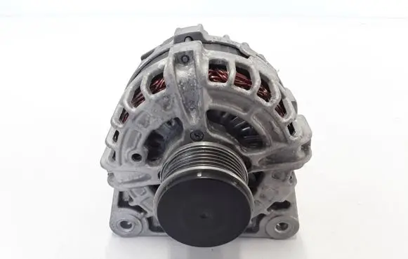 Renault Megane IV Generator/alternator 231004EA0A