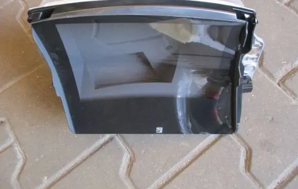 Volkswagen Touareg I Head up display screen 762919608VW