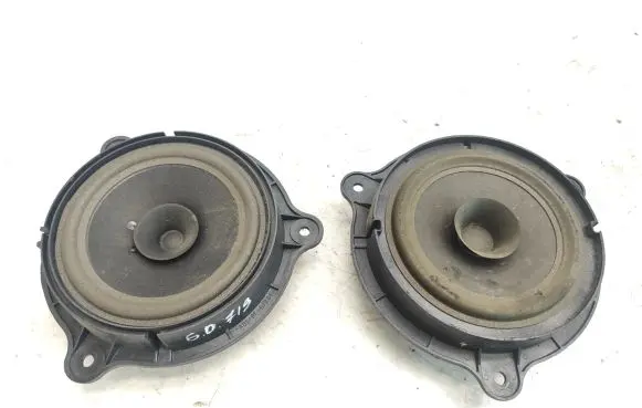 Nissan Pathfinder R51 Rear door speaker 28156AV700 7606500454