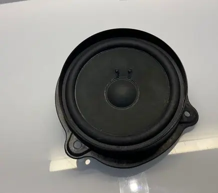 Mercedes-Benz CLS C219 Rear door speaker A2198200502 2198200502