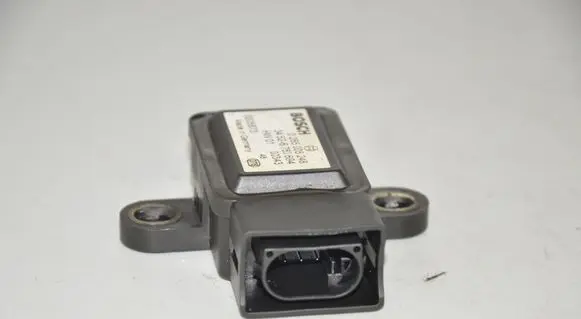BMW 5 E39 ESP acceleration yaw rate sensor 6753694 0265005248
