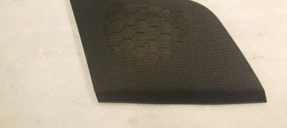 Side speaker trim/cover