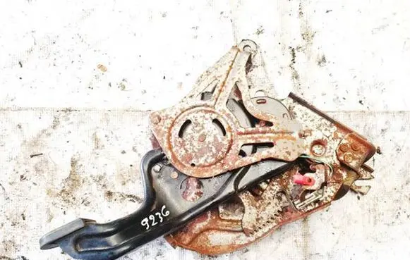 Chrysler Pacifica Handbrake/parking brake lever assembly 04683909af