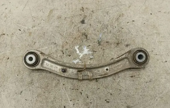 Porsche Cayenne (9PA) Rear control arm 7L0505375A
