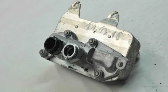 Mercedes-Benz E W238 Transmission/gearbox oil cooler A0995006300