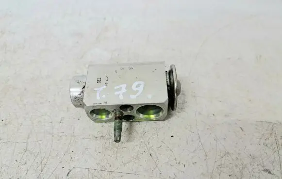 Air conditioning (A/C) expansion valve