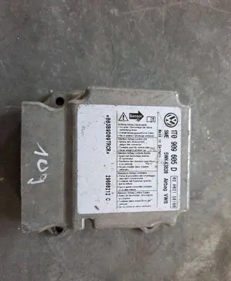 Volkswagen Touran I Airbag control unit/module 1T0909605D 5WK43828 29080212C