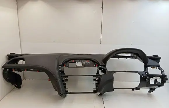 BMW 6 F12 F13 Dashboard 105023809