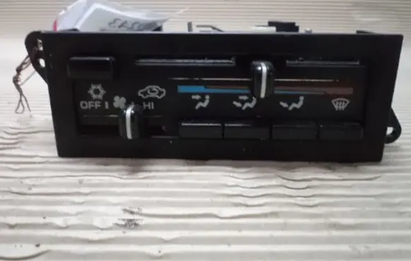 Chrysler Grand Voyager III Climate control unit