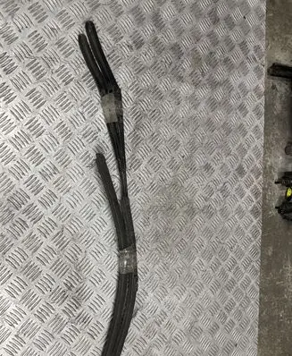 Opel Astra H Front wiper blade arm