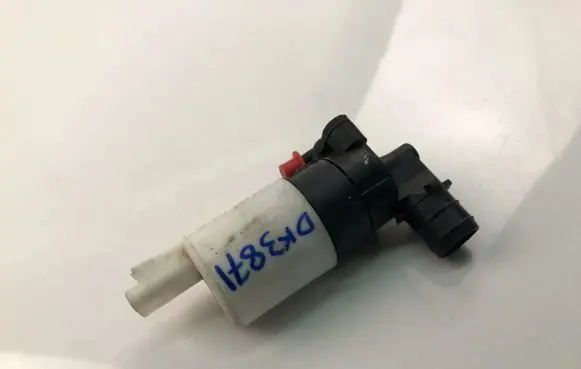 Renault Trafic II (X83) Windscreen/windshield washer pump 8200067015