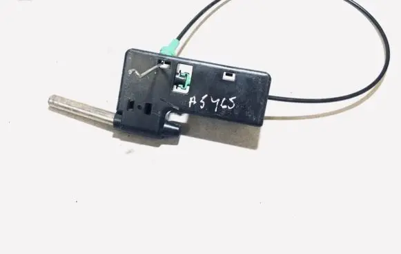 Opel Astra G Seat back rest lock catch 2020496