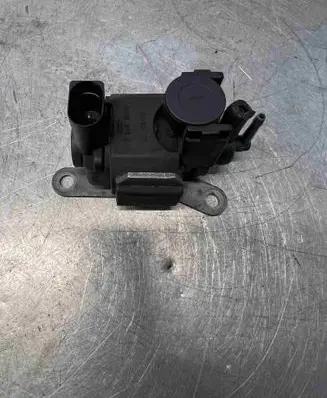 Audi A6 C7 Turbo solenoid valve 059906609b