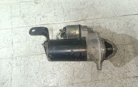 Opel Zafira A Starter motor 0001109067