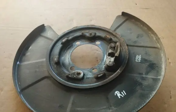 Infiniti G37 Rear brake disc plate dust cover 