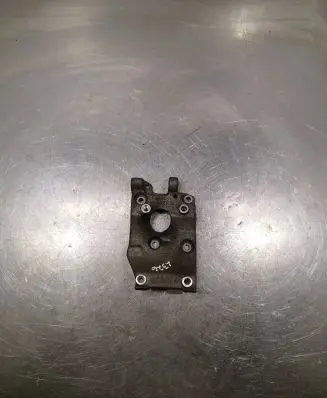 Ford Transit Courier A/C compressor mount bracket AV2Q8D611AB