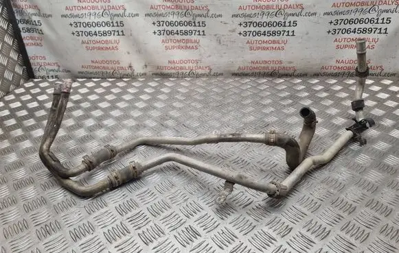 Volkswagen Touareg I Engine coolant pipe/hose 7L0815985