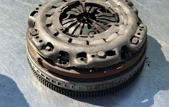 Mercedes-Benz Sprinter W906 Clutch set kit A0012525805 A0232500201
