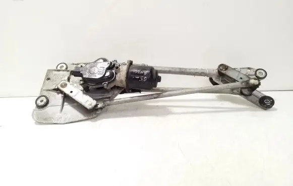 Nissan X-Trail T30 Front wiper linkage 