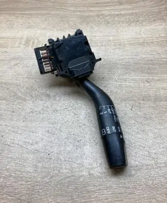 Mazda MPV Wiper control stalk 17B122
