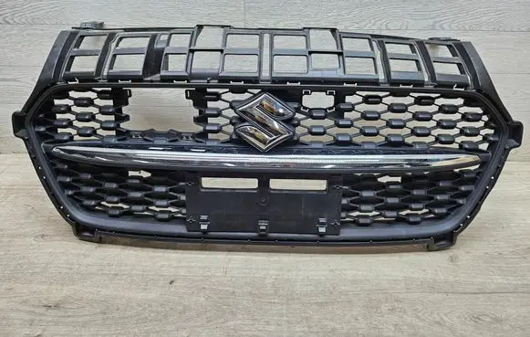 Suzuki Swift III Front grill 7174179S0