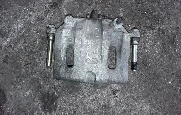 KIA Carnival Front brake caliper BK3V016