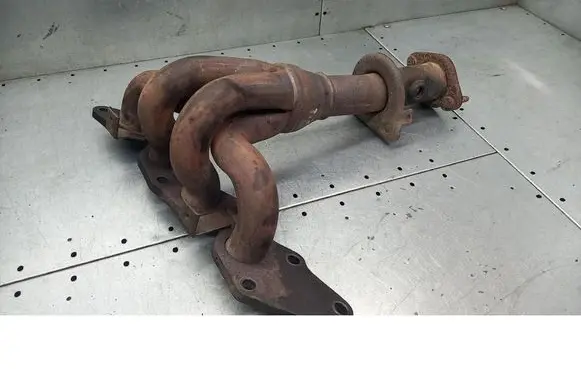 Ford Mondeo MK IV Exhaust manifold