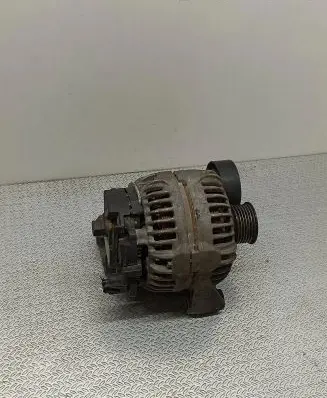 BMW X3 E83 Generator/alternator 7519721 7521135 0124525026