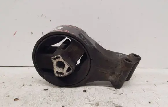 Chevrolet Orlando Engine mount bracket 13248630