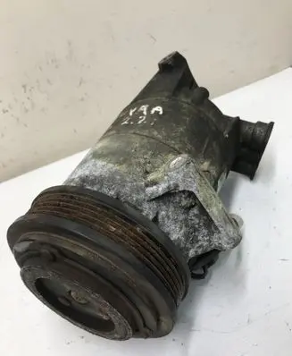 Opel Zafira A Air conditioning (A/C) compressor (pump)