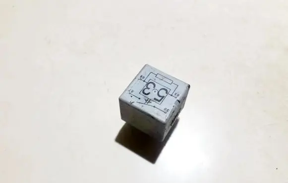 Volkswagen Caddy Other relay 141951253b 20240072