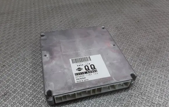 Nissan X-Trail T30 Engine control unit/module 237108H803