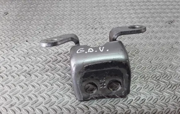 Honda CR-V Rear door upper hinge