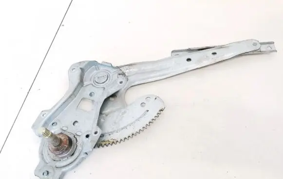 Nissan Almera N16 Front door window regulator with motor 