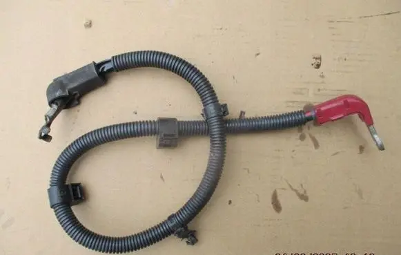 Toyota Avensis T250 Positive cable (battery) 8282320080