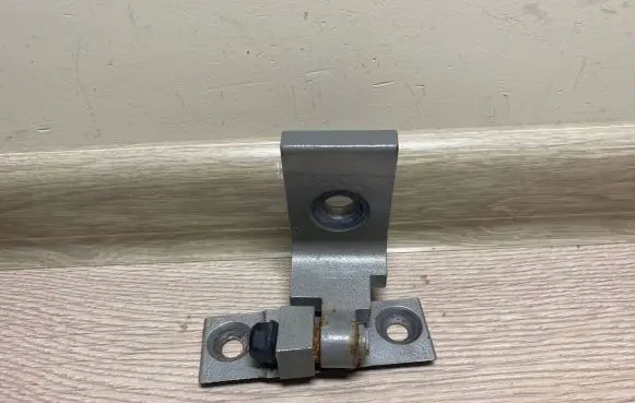 Front door lower hinge