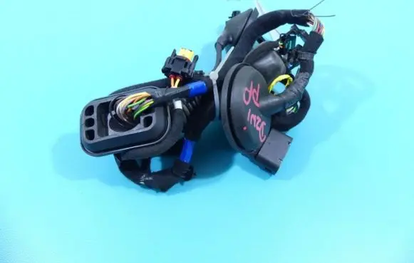 Hyundai i30 Front door wiring loom 91615-G4350 IMPRK1347747