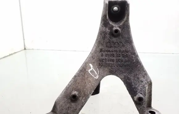 Audi A4 S4 B7 8E 8H Engine mounting bracket 8E0199308AP 889900221