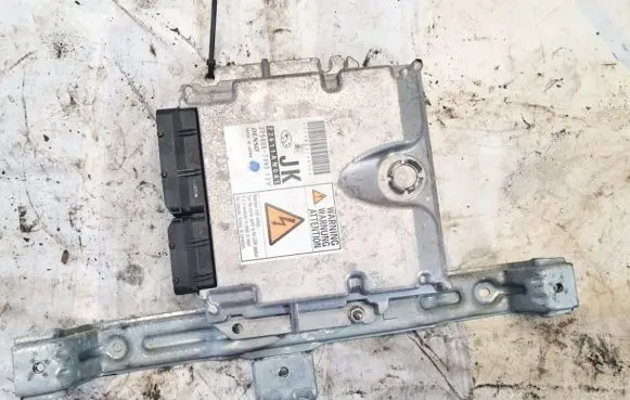 Subaru Legacy Engine control unit/module 22611an041 2758007493