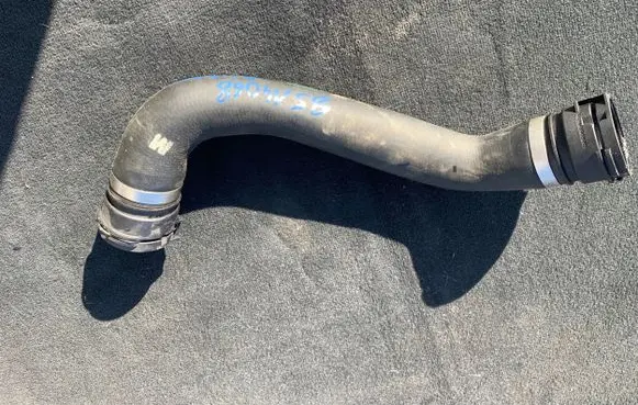 BMW X3 F25 Engine coolant pipe/hose 8514068