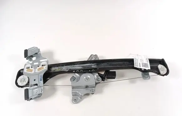 Front window lifting mechanism without motor