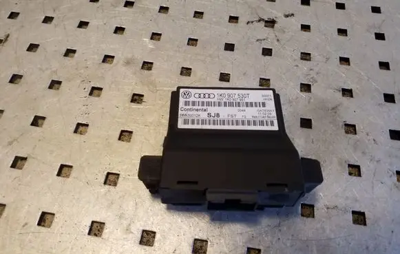 Volkswagen Scirocco Gateway control module 1K0907530T
