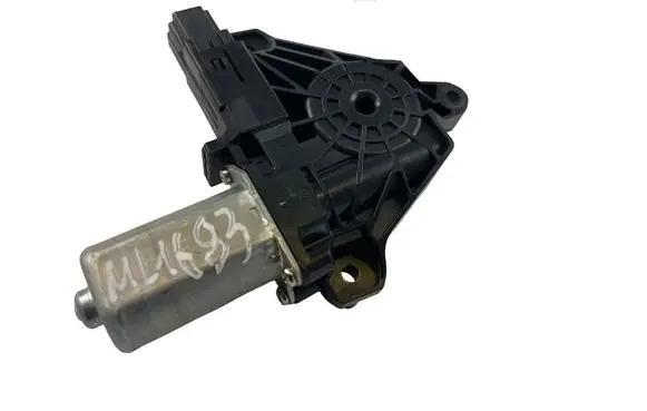 Mercedes-Benz A W176 Rear door window regulator motor A2469063100