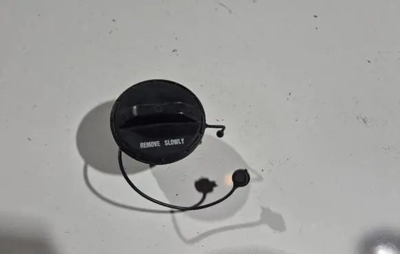 Fuel tank filler cap