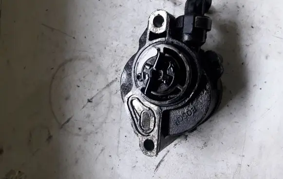 Peugeot 407 Vacuum pump