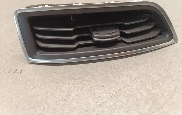 Ford Galaxy Dash center air vent grill EM2B19C681B 131925